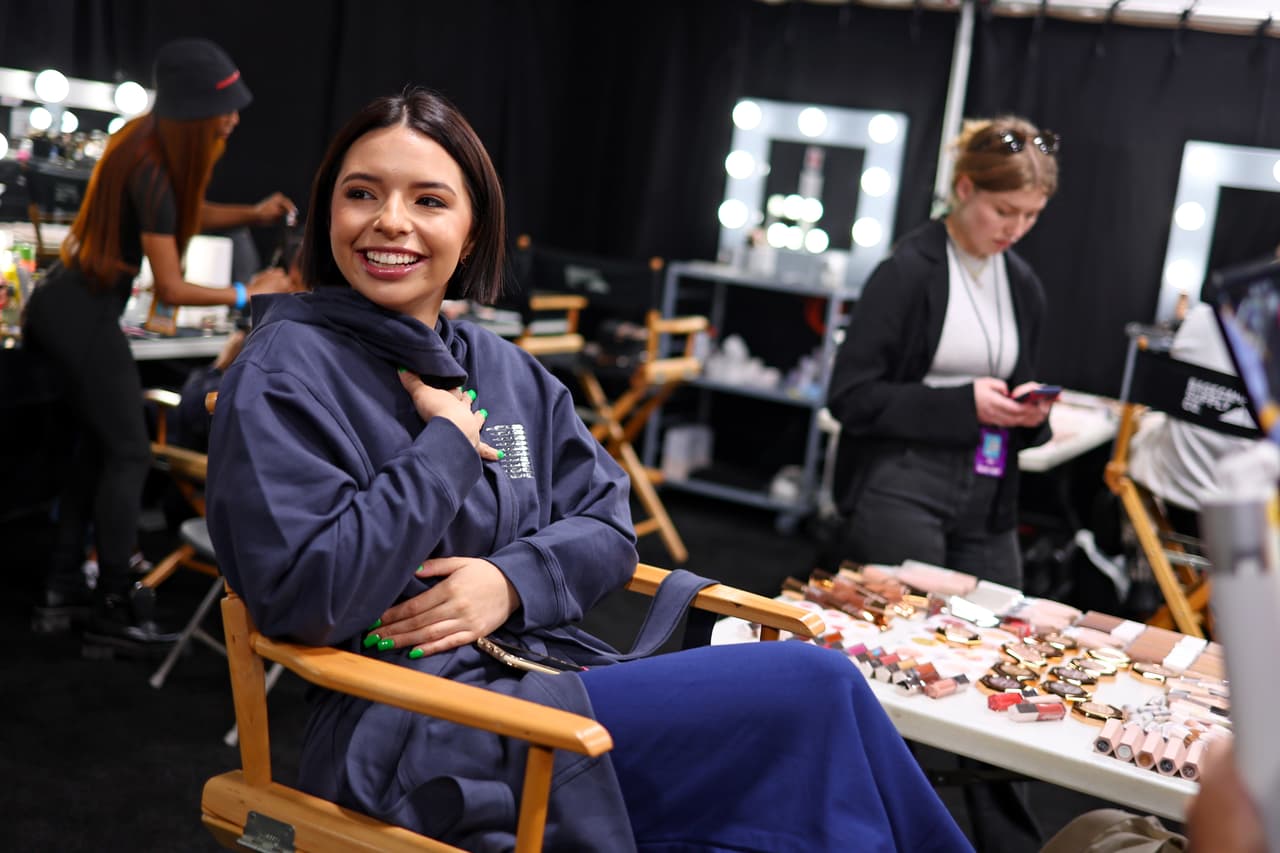 Tras su debut en el modelaje y los importantes proyectos que ha concretado este año en la música, la joven de 19 años mencionó hace unos días que estaba lista para una transformación en su apariencia física.