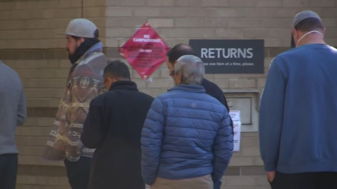 Lo que revelan las cifras del voto anticipado a una semana de las 'midterms' el 3 de noviembre