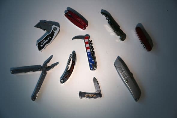 Navajas, pinzas y ''exactos''