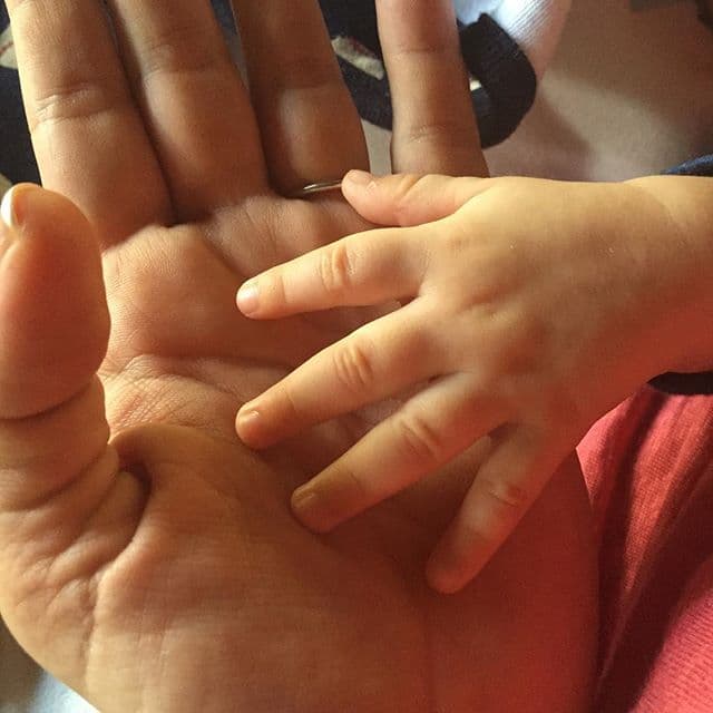 Cada vez que puede comparte en su cuenta de Instagram, los grandes momentos que tiene como madre.