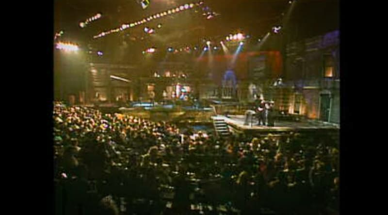 La quinta entrega de los premios, realizada por Univision y la revista Billboard, regresó al Centro de Convenciones James L. Knight el 20 de mayo en Miami, Florida, después de celebrarse en Las Vegas el año anterior.