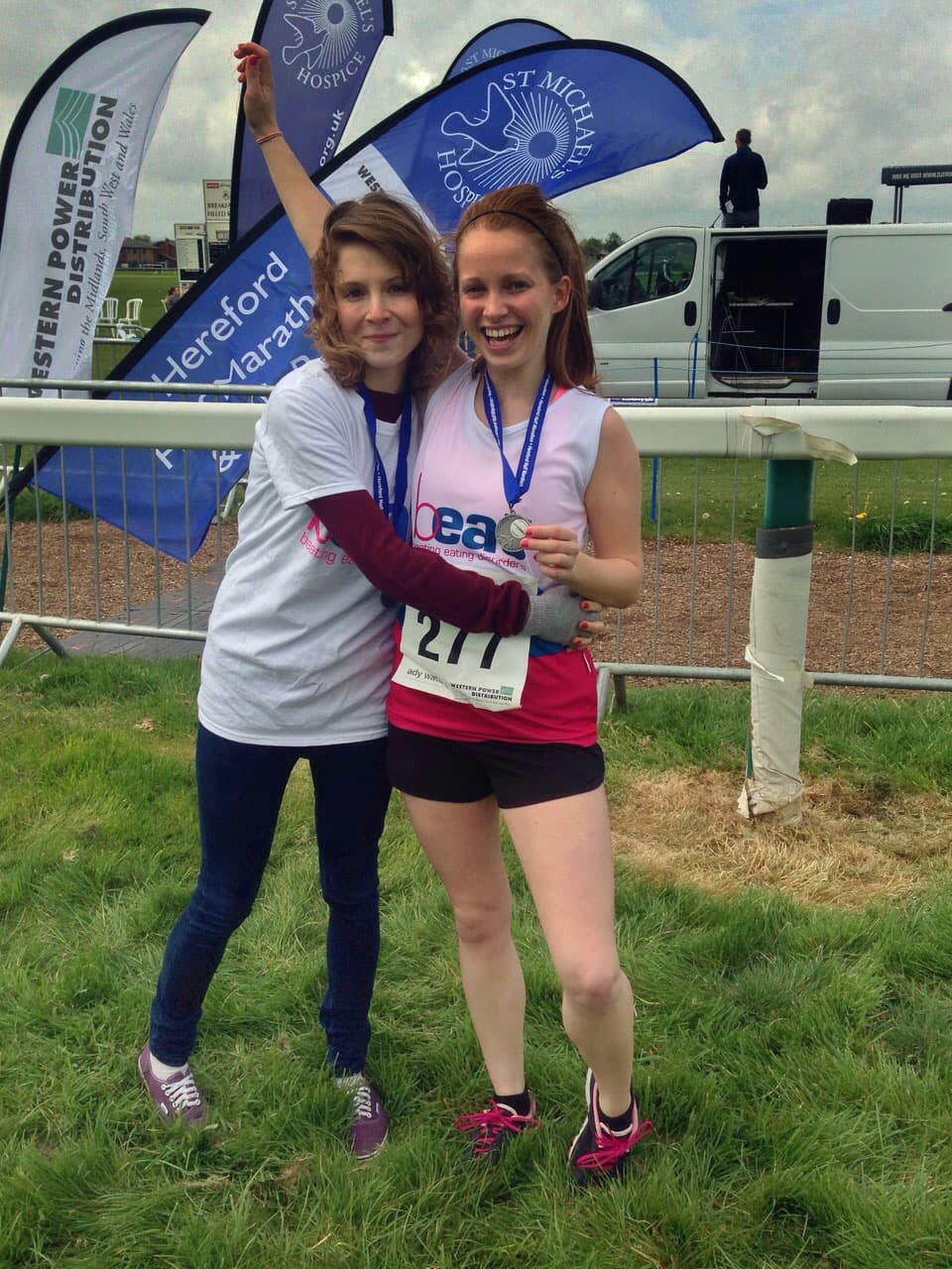 ¡Por fin comenzó a comer más y más, hasta recuperarse!