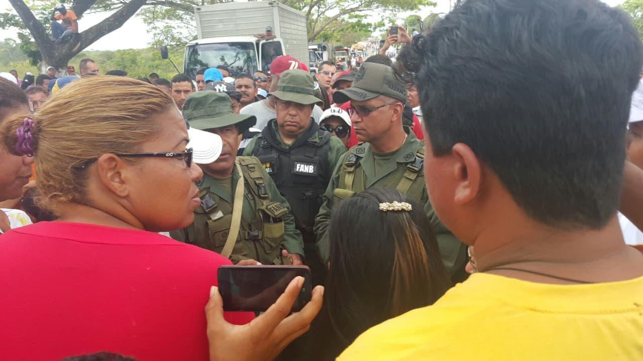 "Si están muertos, que nos entreguen los cadáveres"