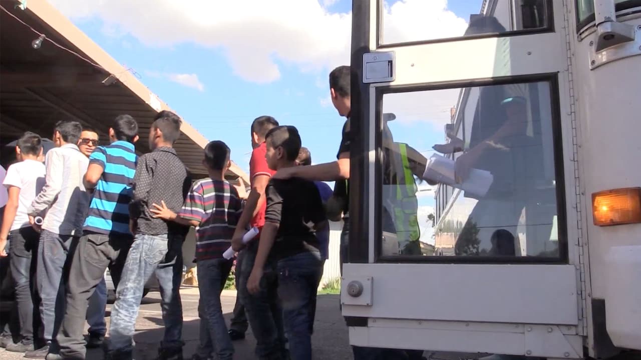 ICE libera más de 200 inmigrantes en Arizona en las últimas 48 horas por falta de espacio para albergarlos