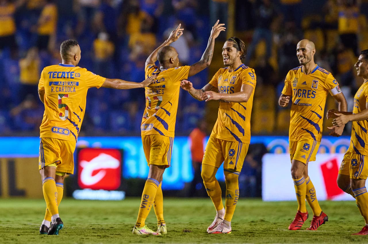 Tigres empató con León en el Volcán con un gol de último minuto.