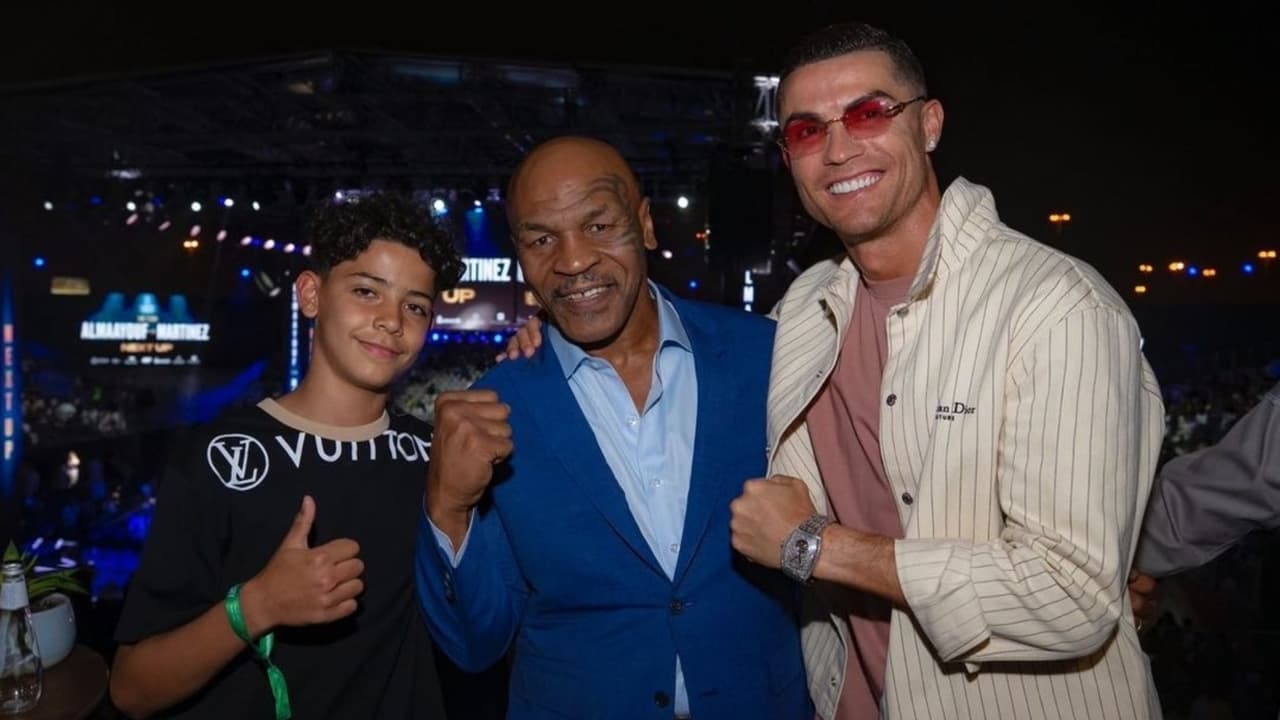 Cristiano Ronaldo presume encuentro con Mike Tyson en pelea Jake Paul vs. Tommy Fury