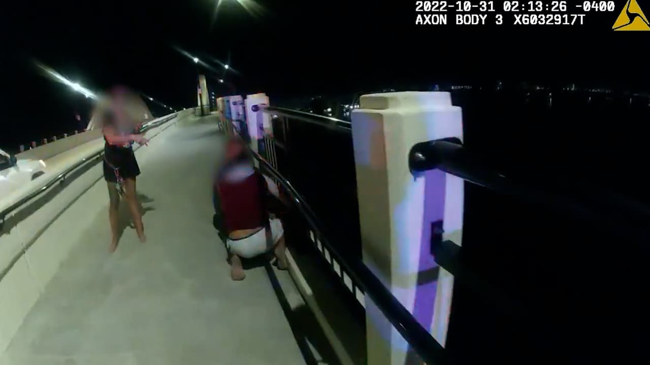 Salvan vida de hombre que quiso arrojarse del puente Veterans Memorial en Daytona Beach