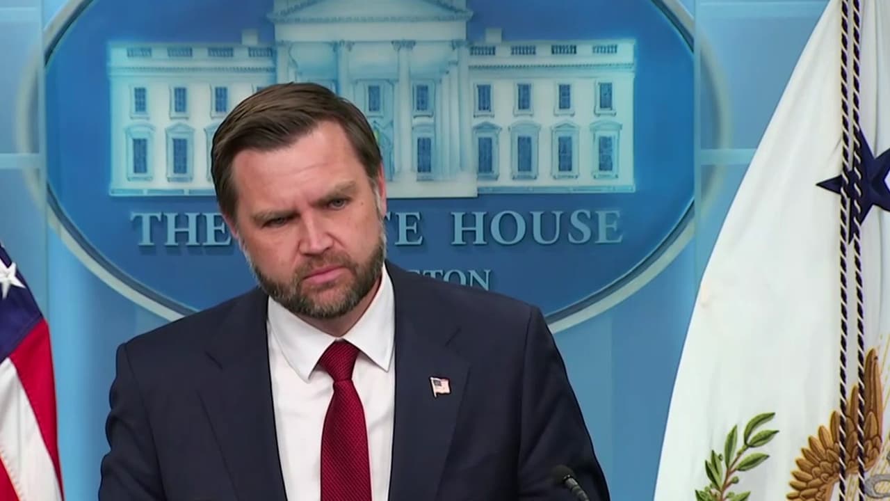 Casa Blanca: Vance fija postura en la Casa Blanca frente a reclamos para destituir al presidente Trump