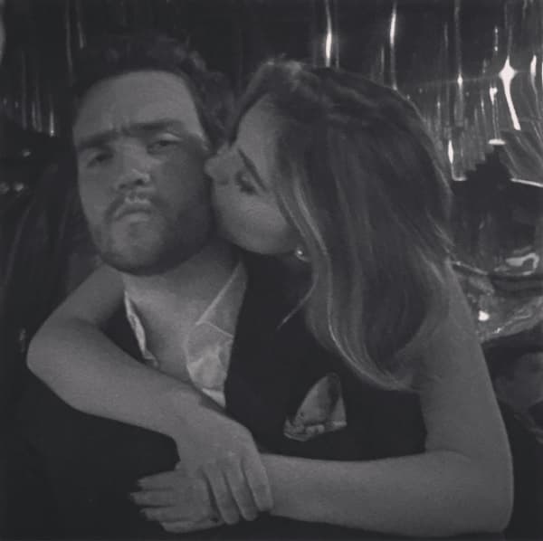 La joven actriz radica actualmente en Los Angeles, California, donde estudia actuación.