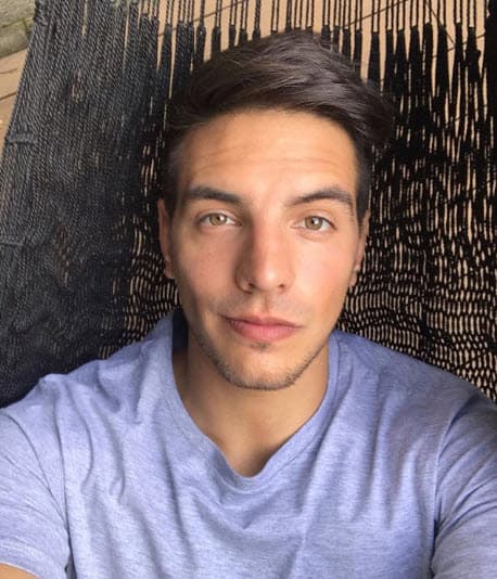 El pasado domingo 27 de octubre, Vadhir Derbez asistió al Gran Premio de México 2019, realizado en la Ciudad de México, y ahí se reencontró con Belinda.