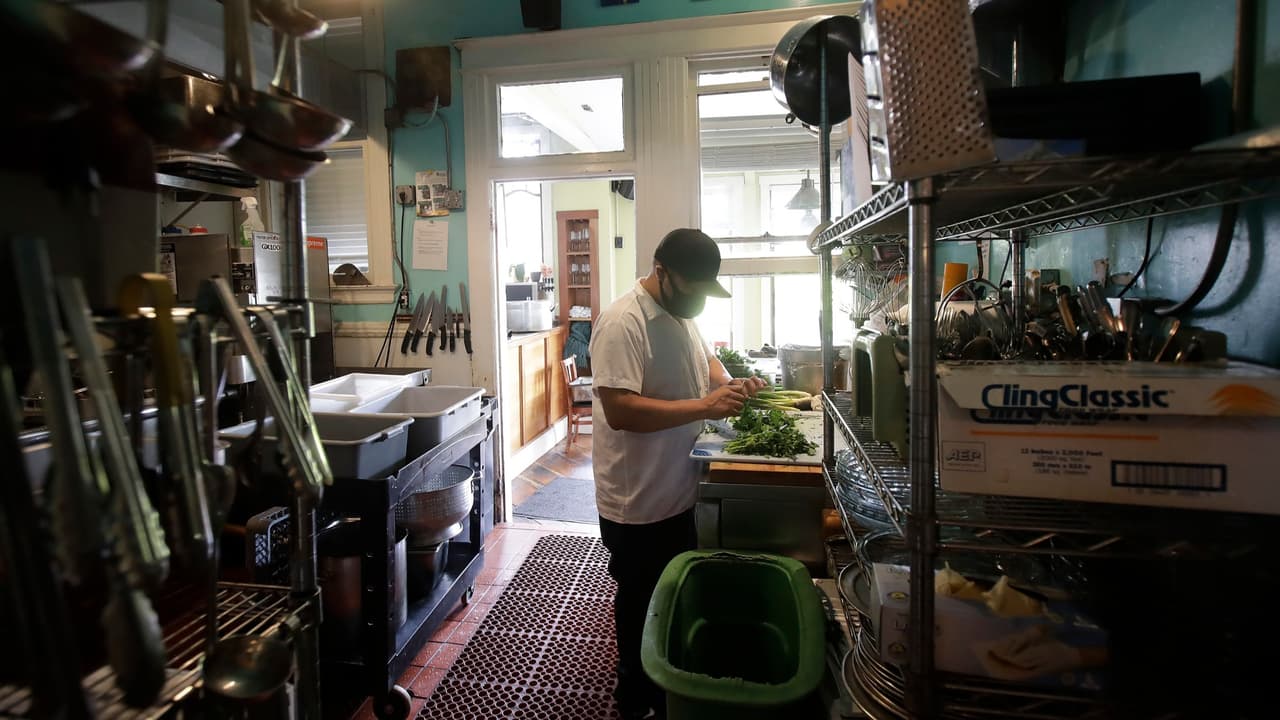 Tucson aprueba apoyo económico para pequeños negocios y organizaciones sin fines de lucro