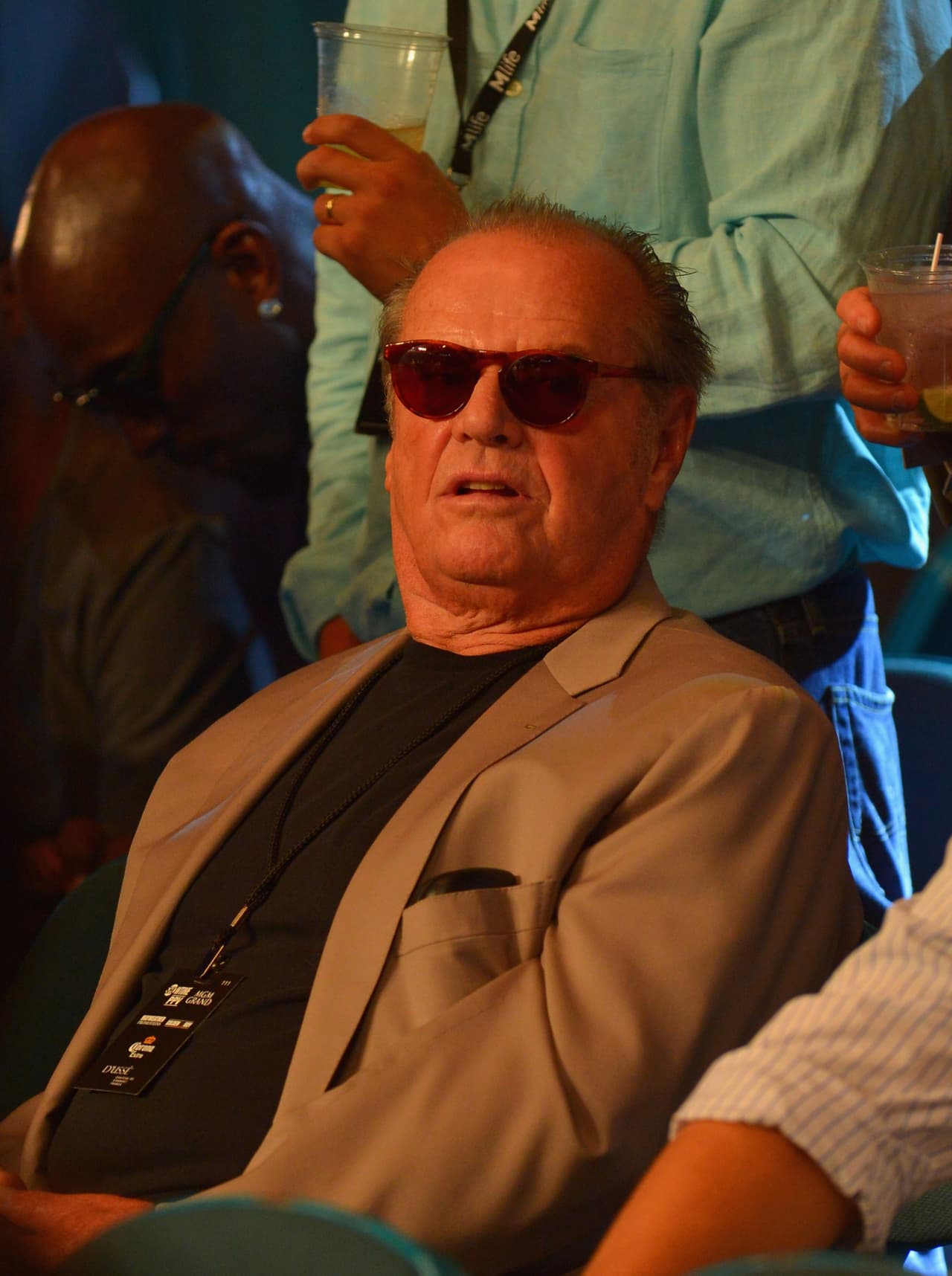 Las personas que consideraba Nicholson como sus padres, así como su hermana mayor, ya habían fallecido, así que, quien confirmó la noticia, dice El País, fue su otra 'hermana', es decir, la tía Lorraine.