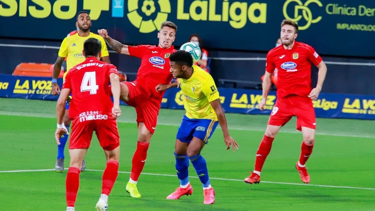 ‘Choco’ Lozano se lesiona y Cádiz pospone su ascenso a LaLiga