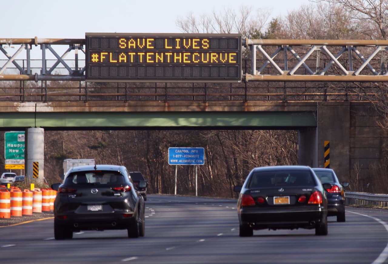 El estado impondrá una multa de 2,000 dólares por la primera violación del aviso, 5,000 dólares por la segunda y 10,000 dólares por cualquier violación que cause "daño".