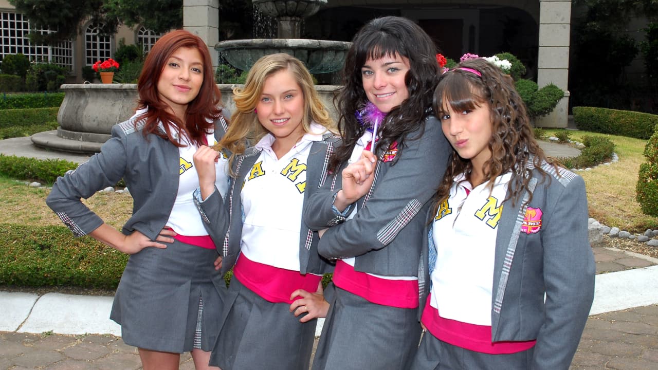 Actriz de ‘Atrévete a soñar’ vende dulces en una tiendita y hace advertencia a sus clientes