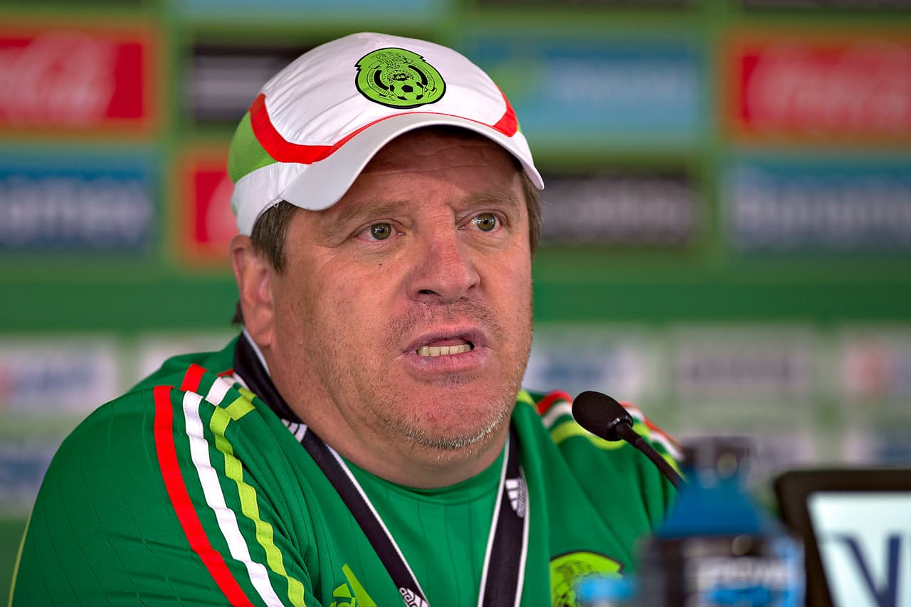 Miguel Herrera: ''Simeone me dijo que Jiménez seguirá en Atlético''