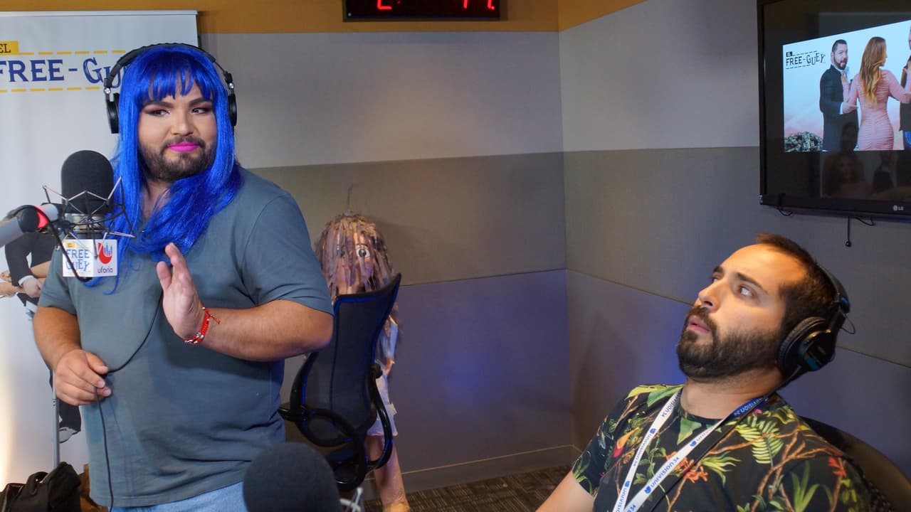 El Tambochi pago la apuesta contra El Compa Ivan cambiando de 'look' por un día.