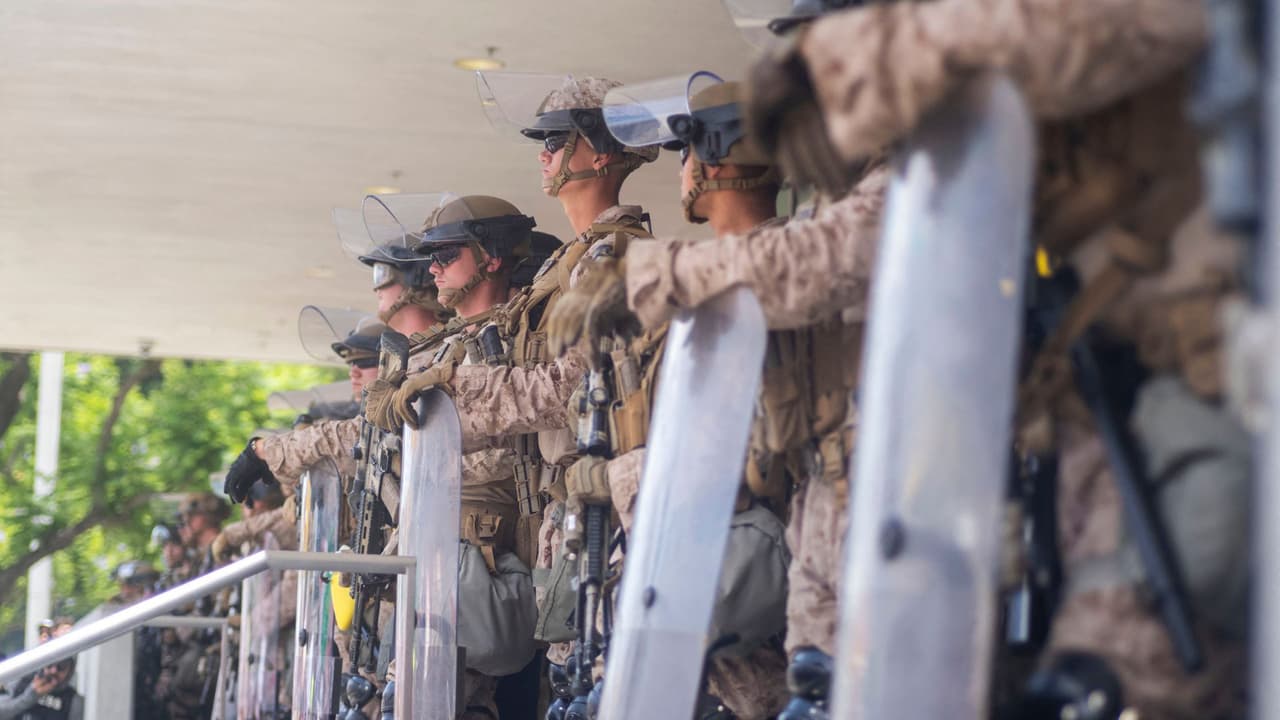 Illinois demanda al gobierno de Trump ante posible despliegue de la Guardia Nacional en Chicago