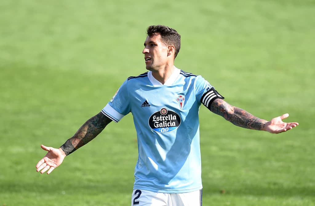 Celta de Vigo, con Araujo en la cancha, arrancan La Liga con empate | Igualaron a cero goles ante el Eibar en Ipurúa; el zaguero mexicano jugó todo el encuentro. | La segunda fecha del campeonato español, Celta de Vigo recibirá al Valencia y Eibar visitará Villarreal.