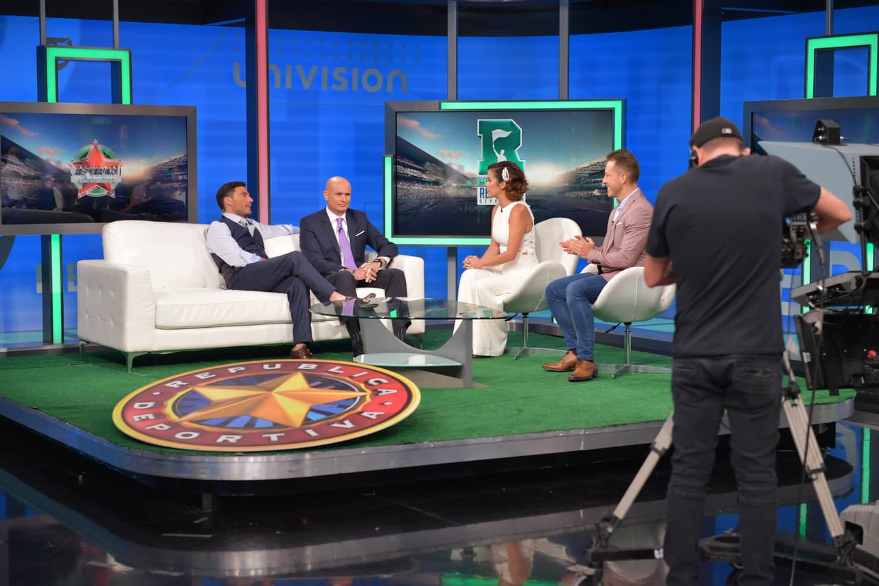 República Deportiva cumple 20 años de alegría e información y así los vivimos este domingo.