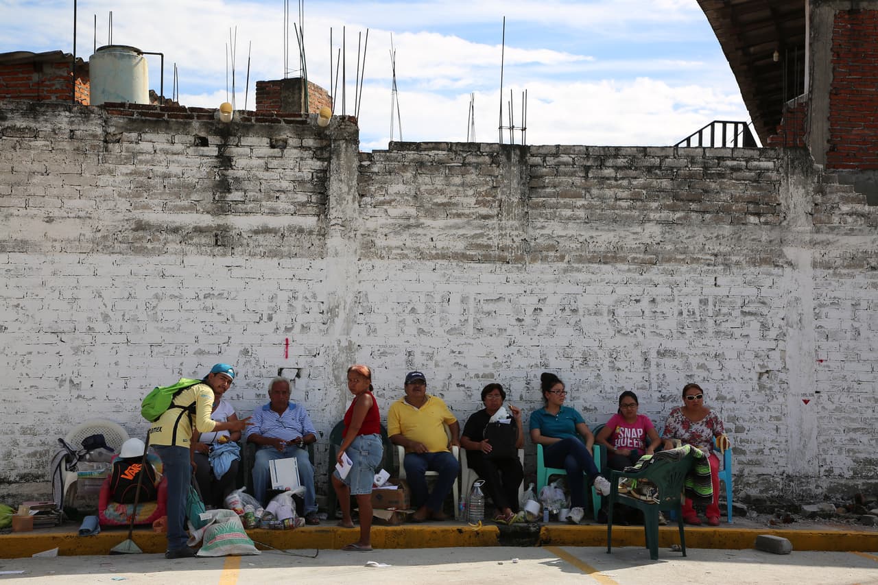 Los vecinos de El Higuerón evacuaron sus casas por cuenta propia ante la amenaza de que colapsaran. Hasta el jueves por la tarde, muchos de ellos no habían sido censados por las autoridades.