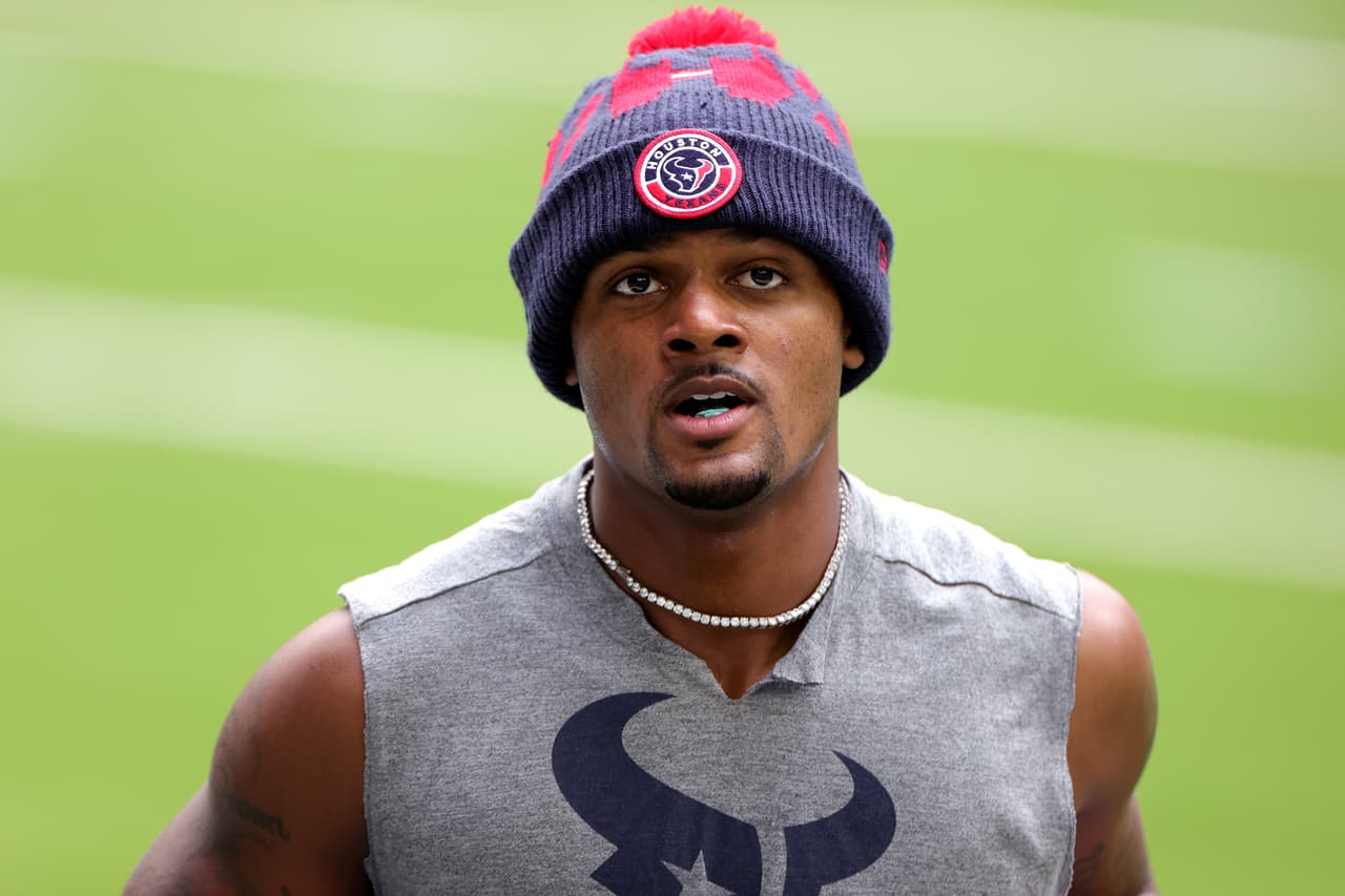 Deshaun Watson deberá confesar si tuvo relaciones sexuales con 18 masajistas, según orden de una juez