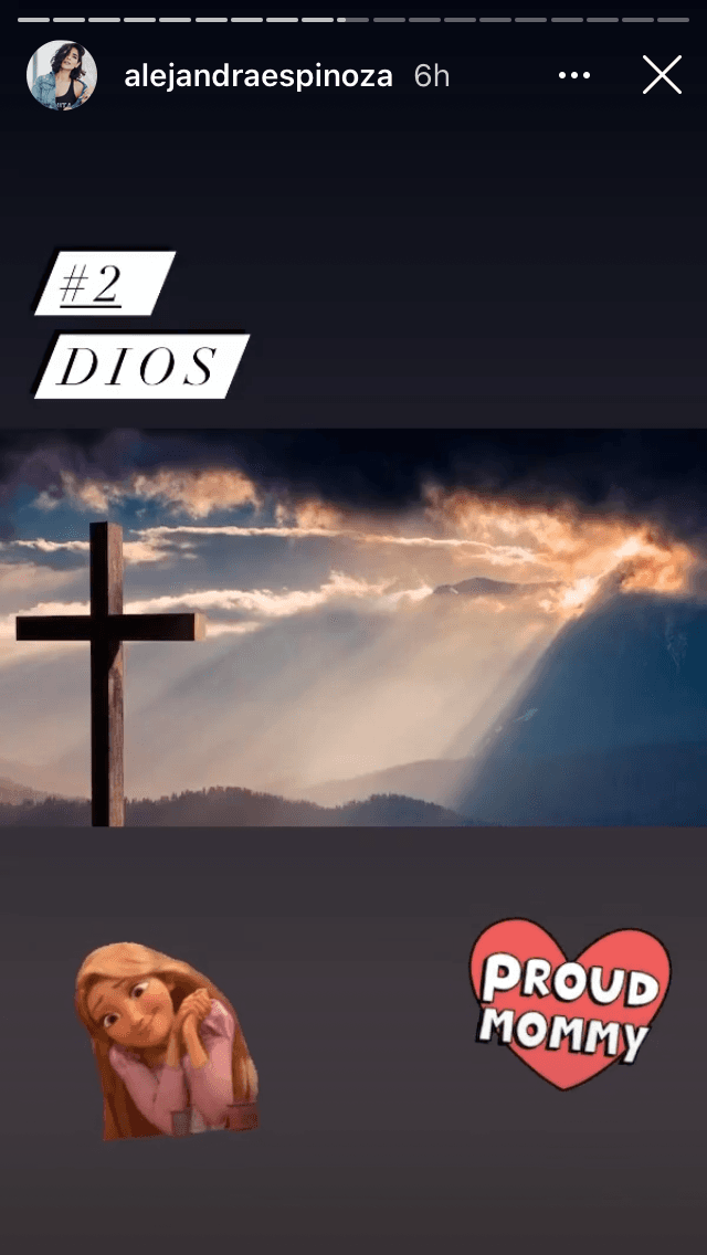 Luego, mencionó a Dios. 
<br>