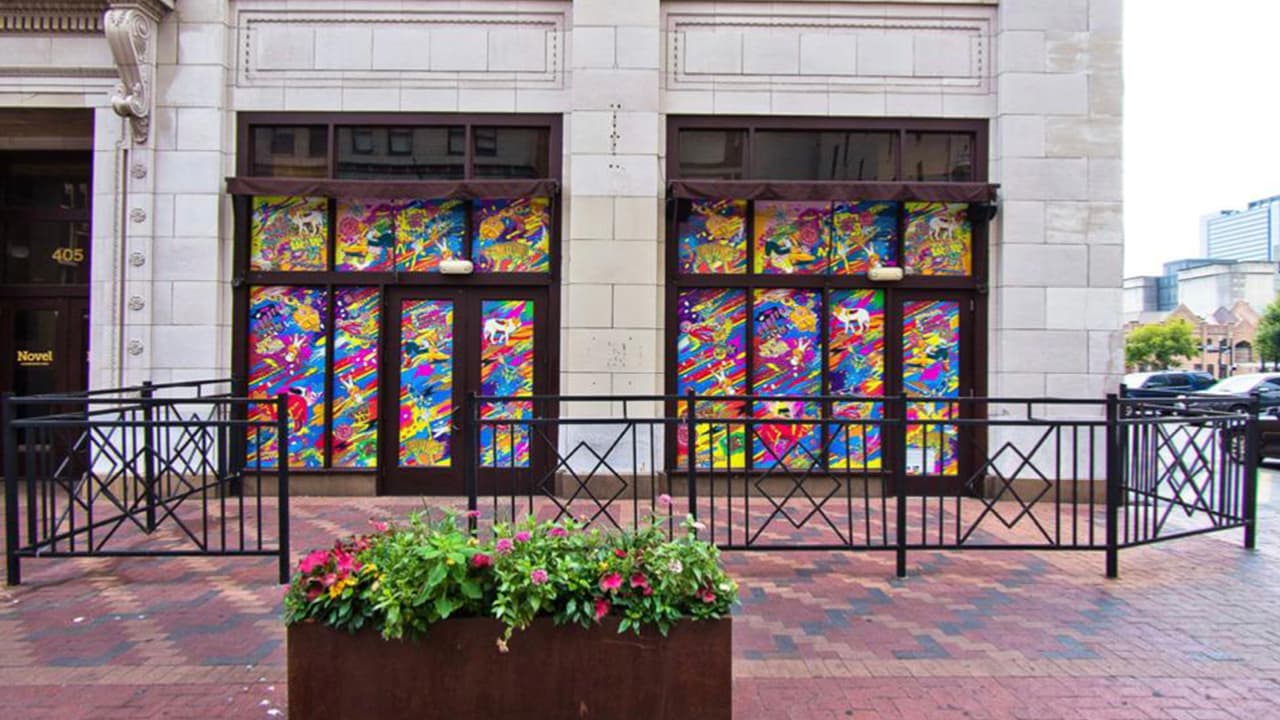 Como se muestran en la mayoría de los diseños, el color es lo que abunda en ellos.