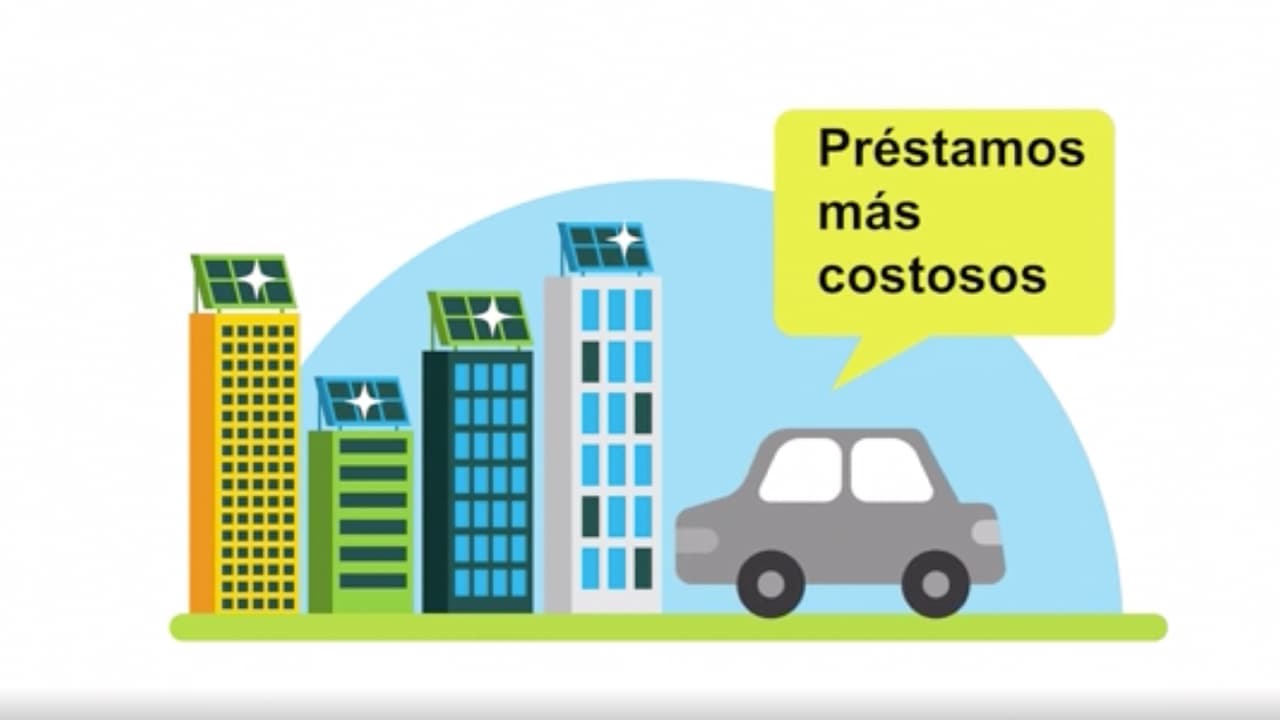 “Eso te hace pausar antes de comprar el coche o el refrigerador o estufa, mejor decides con esta tasa de interés el pago de intereses es muy elevado o ya no lo puedo costear mejor me espero a ver si baja de precio”, agrega Bujanda.