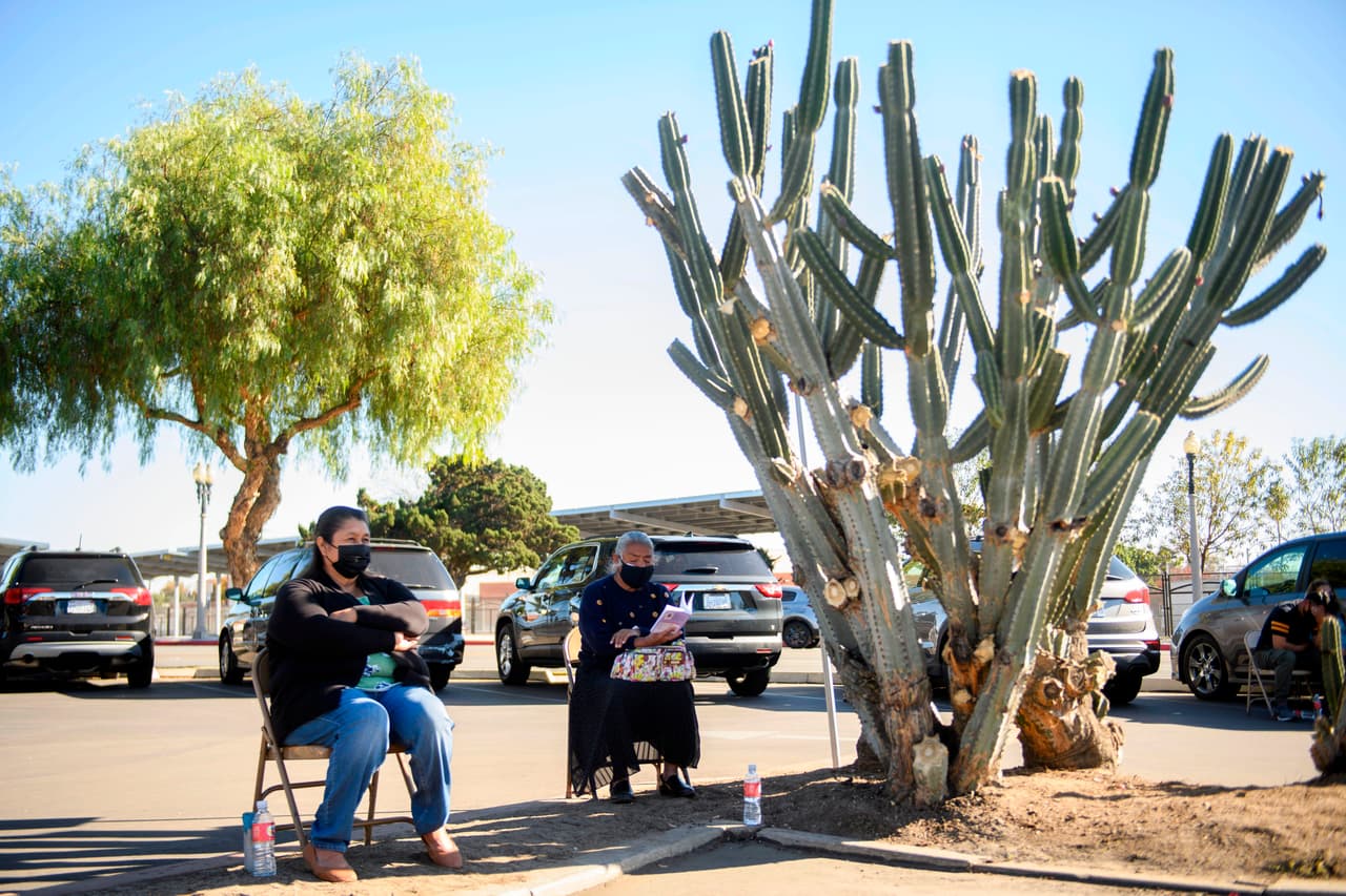 Además, en preparación para la gran celebración del 12 de diciembre, se está realizando por primera vez una novena virtual en la cual los creyentes pueden participar con partes en inglés y español.