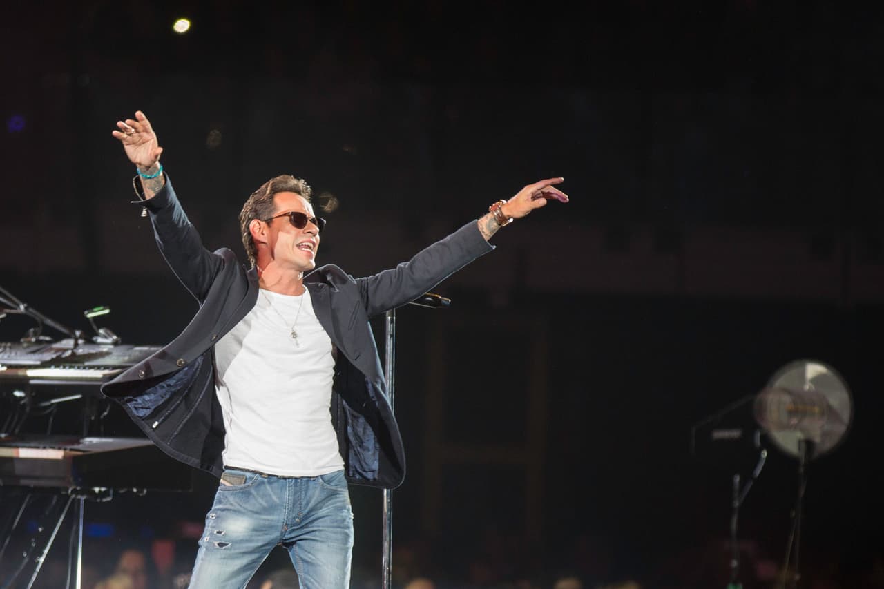 El puertorriqueño cantó sus éxitos de salsa como 'Y hubo alguien', 'Valió la pena', 'Flor pálida', y 'Te conozco bien'.