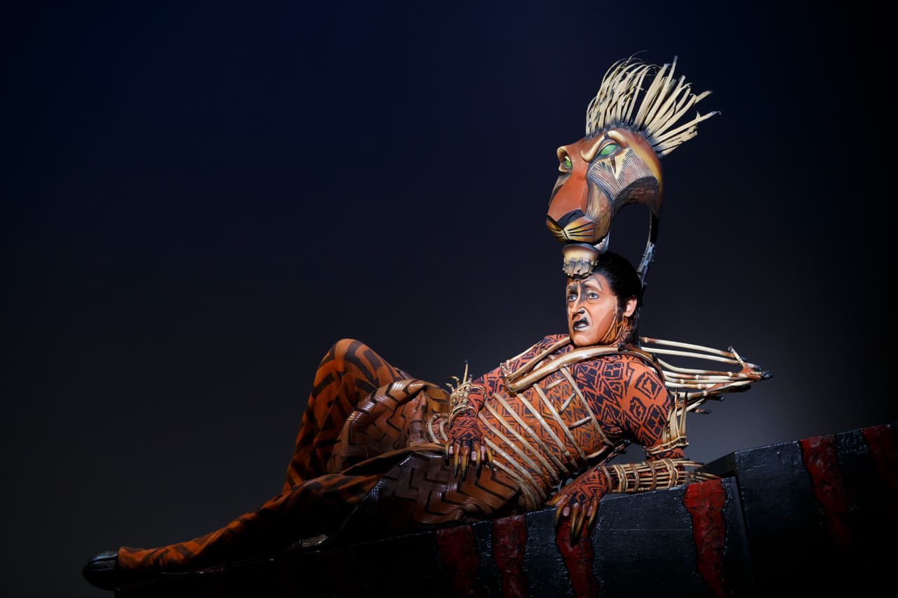 Para más información sobre boletos y horarios visita www.BroadwayInChicago.com.