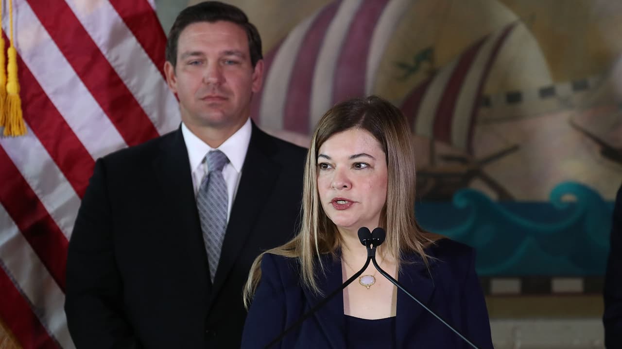 Bárbara Lagoa se convierte en la primera magistrada hispana en la Corte Suprema de Justicia de la Florida