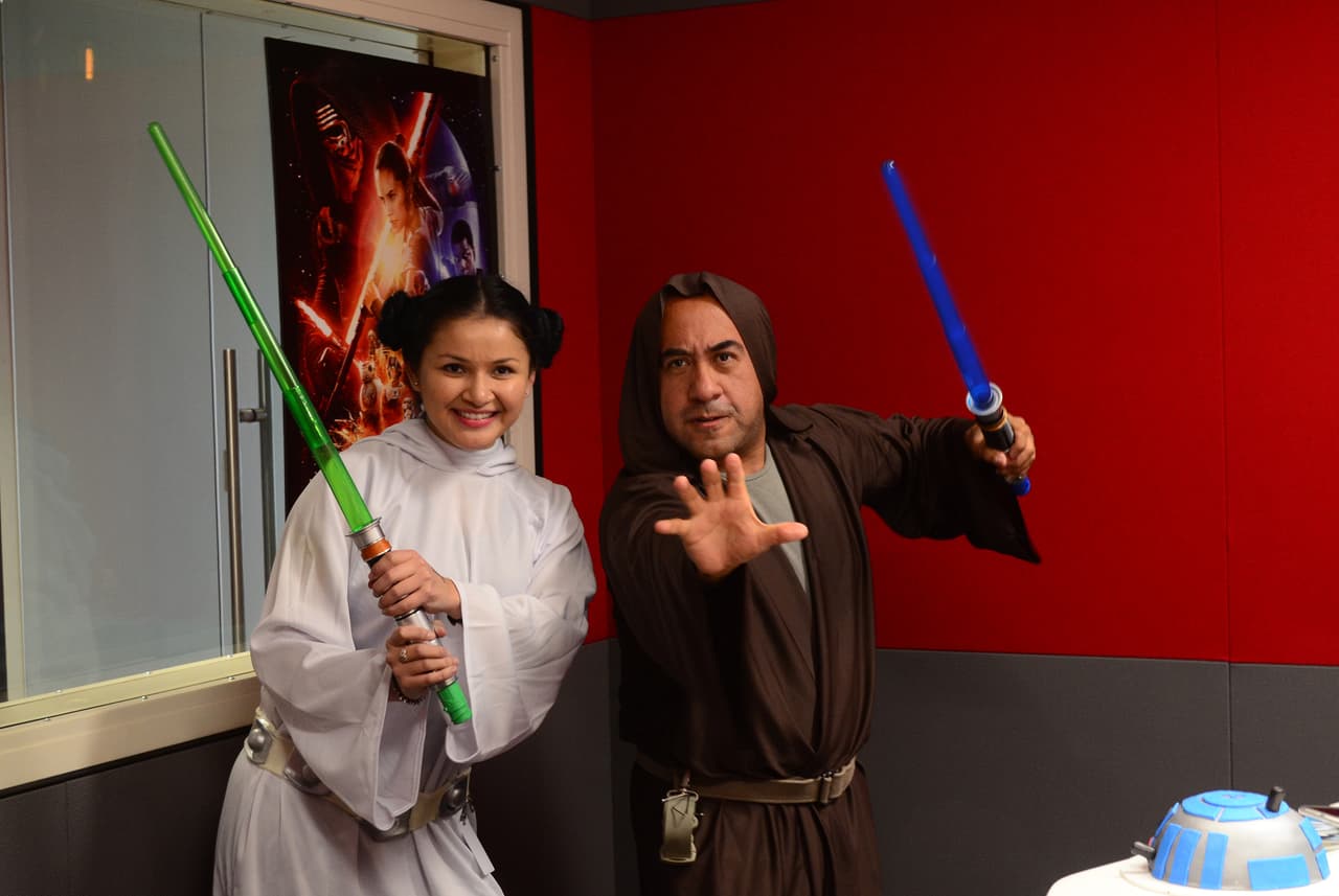 Lorenita, Karen La Coqueta y Pichirilo celebrando el estreno de 'Star Wars