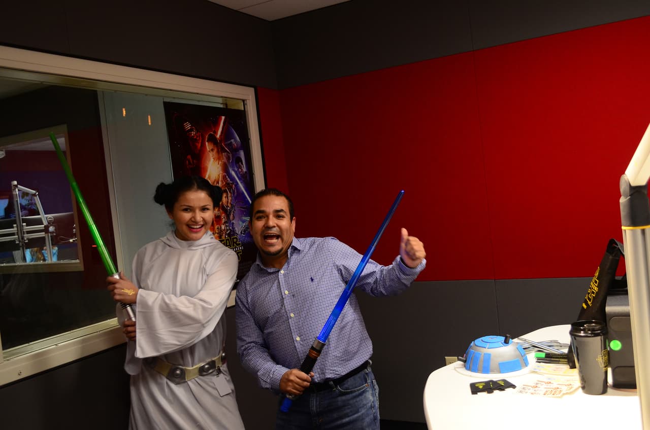 Lorenita, Karen La Coqueta y Pichirilo celebrando el estreno de 'Star Wars