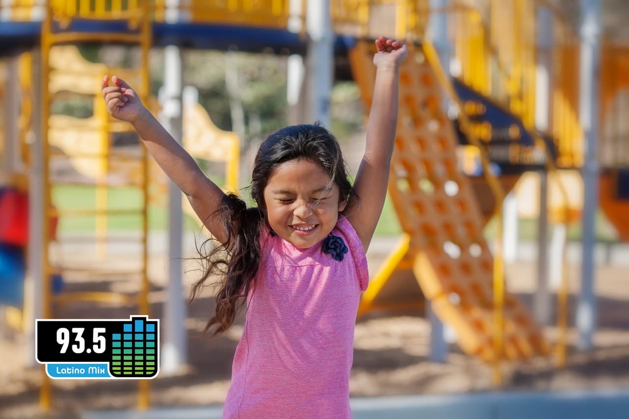 Celebra el Dia del Niño con Latino Mix