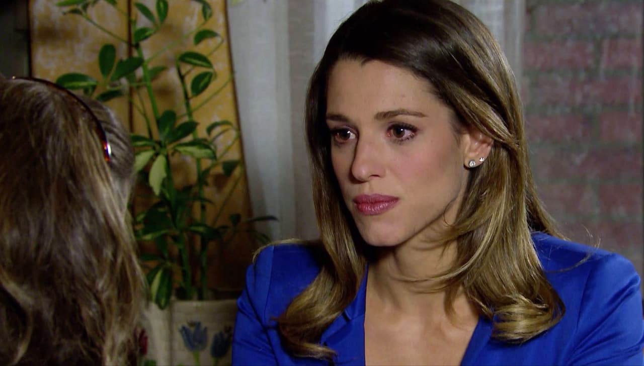 Caridad se ha vuelto su cómplice, pues la apoyó para que no abortara.