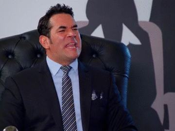 Y si crees que eso fue todo estás muy equivocado pues después del show, vino el gran regaño de Augusto, quien no podía concebir lo que vio desde las ideas para la campaña que catalogó como tremendas tonterías, así como la caída de Luciana. Además le resaltó que aunque fuera una Toledo y Mondragón le faltaba mucho para saber de publicidad.