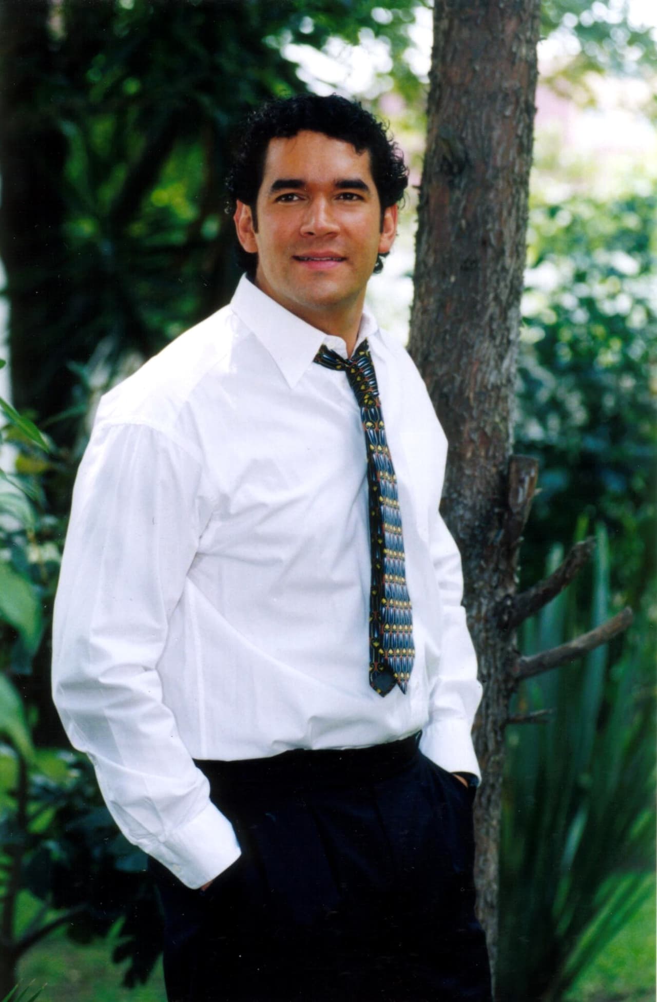 'Rencor Apasionado' (1998) y 'Serafín' (1999) fueron sus siguientes telenovelas, mientras que en el 2000 participó en 'Cuento de Navidad' y 'Abrázame Muy Fuerte'.