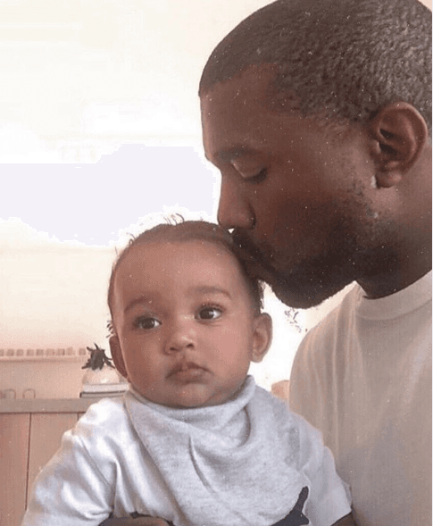 Forbes describe a Kanye West como una persona obsesionada con los detalles, que valora el éxito mediante el amor y no tanto por las ganancias.