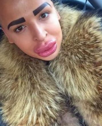 El joven quedó impactado tras ver un episodio de 'Keeping Up with the Kardashians' y decidió que viviría para verse como Kim.