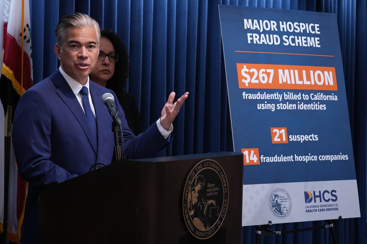 California y el gobierno federal se enfrentan por el fraude en los centros de cuidado paliativo, mientras las víctimas pierden cobertura y atención