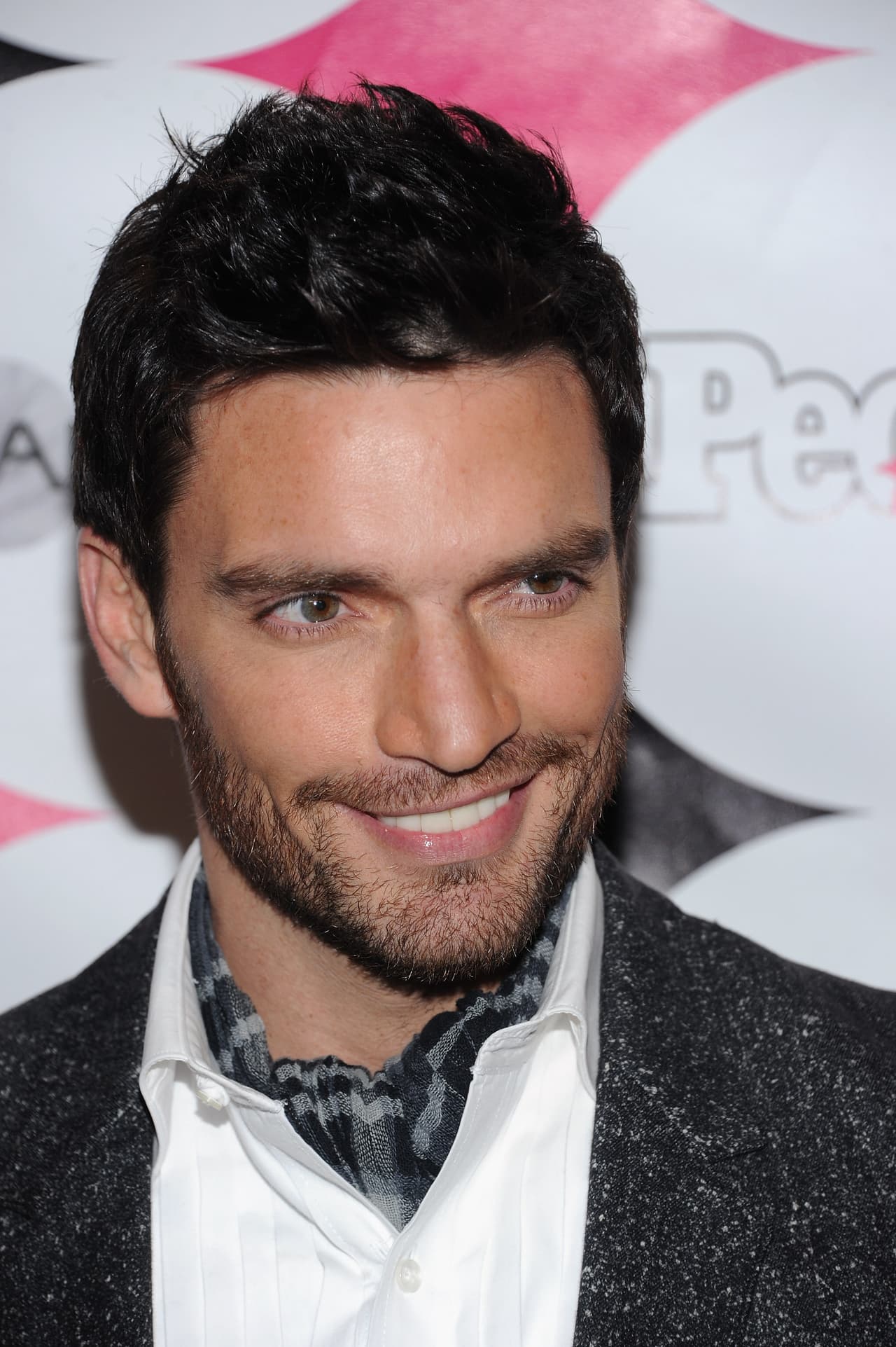 El actor recientemente declaró que Sergio Mayer lo buscó para ser parte del proyecto 'Sólo para mujeres' que se estrenó en 1997.