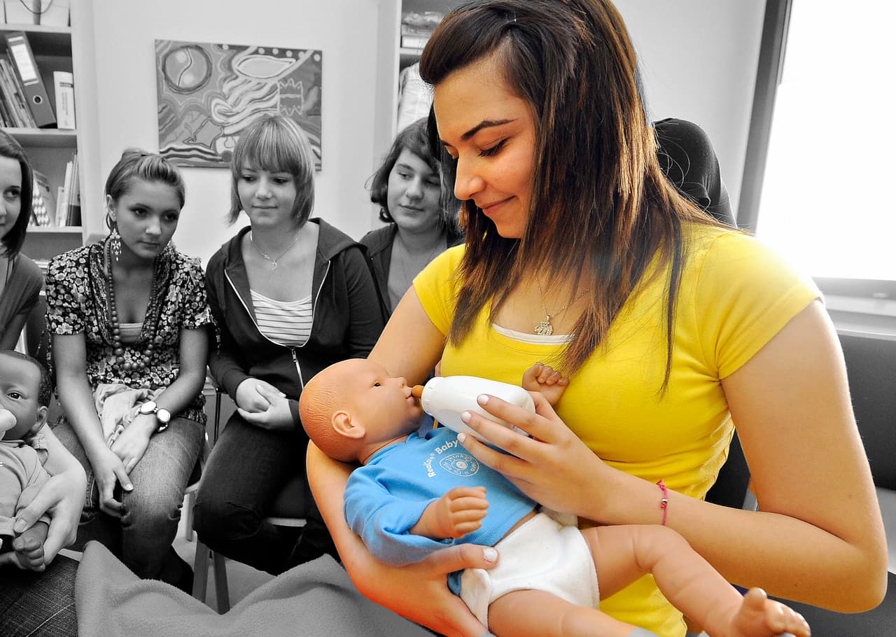 El fracaso de los bebés robot como anticonceptivo entre adolescentes