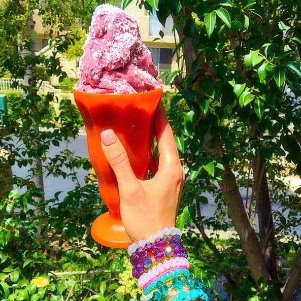 Los batidos de frutas son sus preferidos.