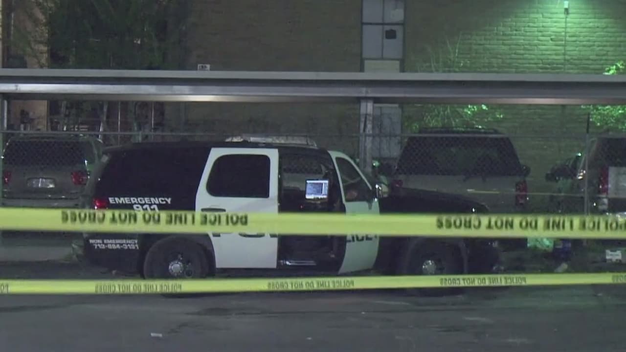 Mujer es herida de bala por dos sospechosos hispanos al oeste de Houston