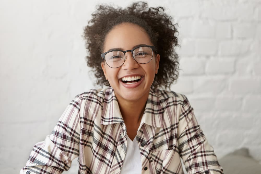 La vida te está dando lecciones en tu mundo sentimental y el tránsito planetario retrógrado que hay en tu horóscopo te servirá de gran maestro, si lo tomas así, habrás aprendido una gran lección y extraído una rica experiencia de vida.