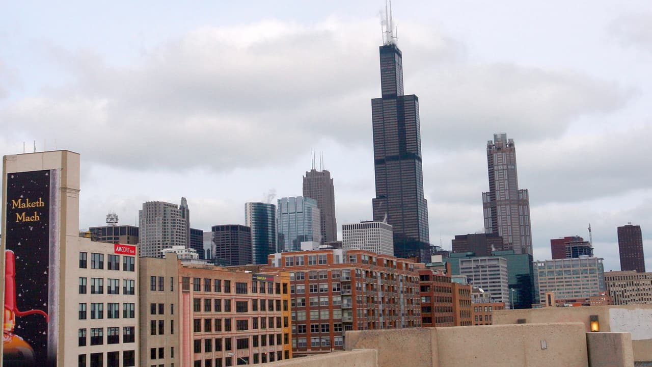 Temperaturas cálidas, fuerte viento y alto oleaje en el pronóstico de este jueves.