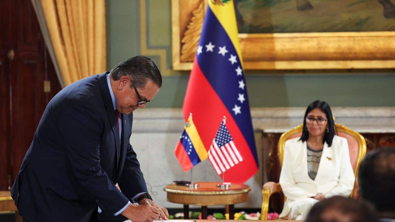 Exdirectivo de PDVSA ve “dudas mayúsculas” sobre ambicioso plan petrolero en Venezuela