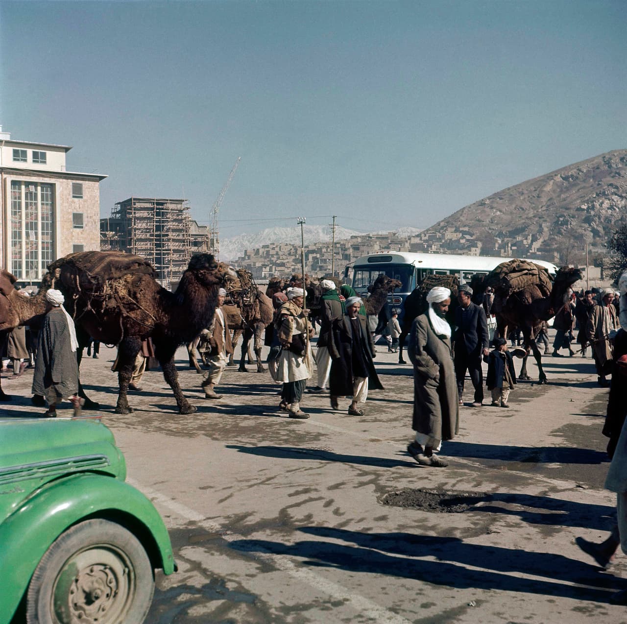 Una calle de Kabul en 1961.